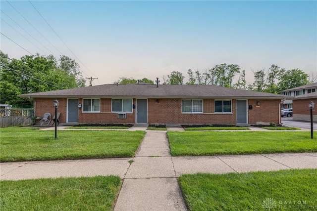 2648 Parklawn Dr, Kettering, OH 45440 - ranch-style house featuring brick siding