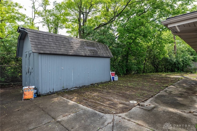 2648 Parklawn Dr, Kettering, OH 45440 - view of shed