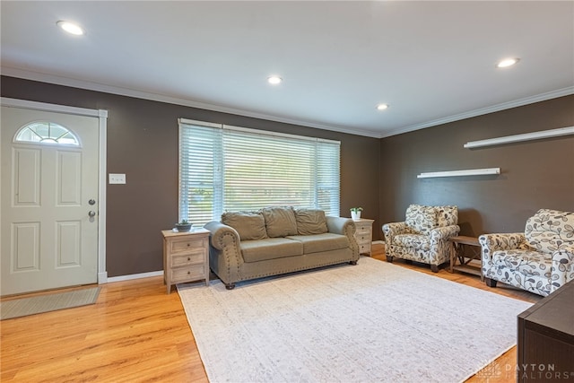 460 Rader Dr, Vandalia, OH 45377 - living area featuring crown molding, light wood-type flooring, baseboards, and recessed lighting