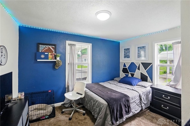 2755 S Blvd, Dayton, OH 45419 - bedroom with carpet and a textured ceiling