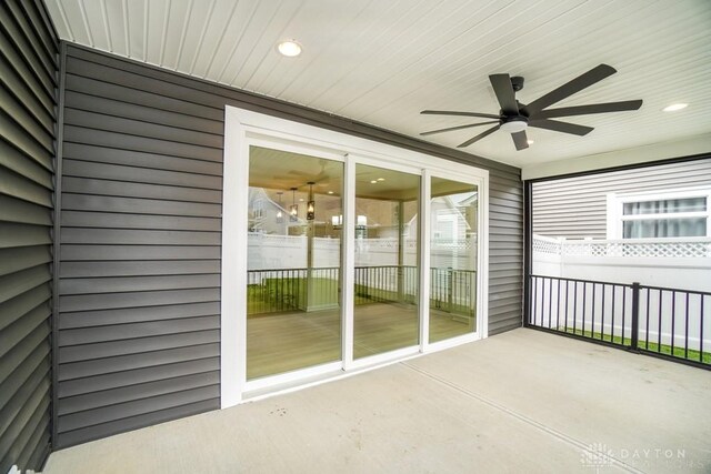5053 Maiden Way, Liberty Twp, OH 45011 - unfurnished sunroom with ceiling fan