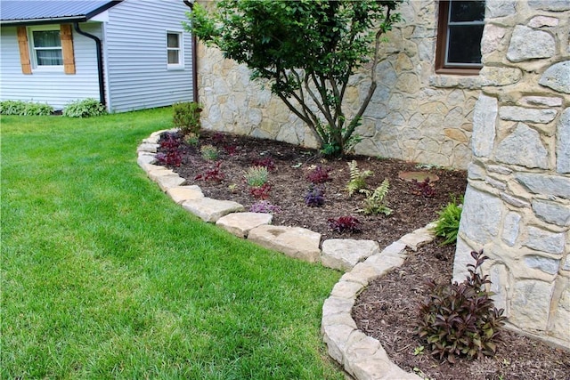 5317 Plainfield Rd, Dayton, OH 45432 - view of grassy yard