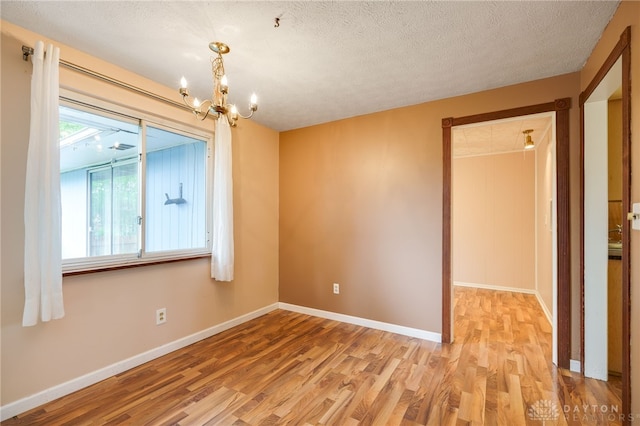 1101 Chateau Dr, Dayton, OH 45429 - photo 11