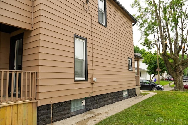 3409 E 5th St, Dayton, OH 45403 - view of home's exterior featuring a yard