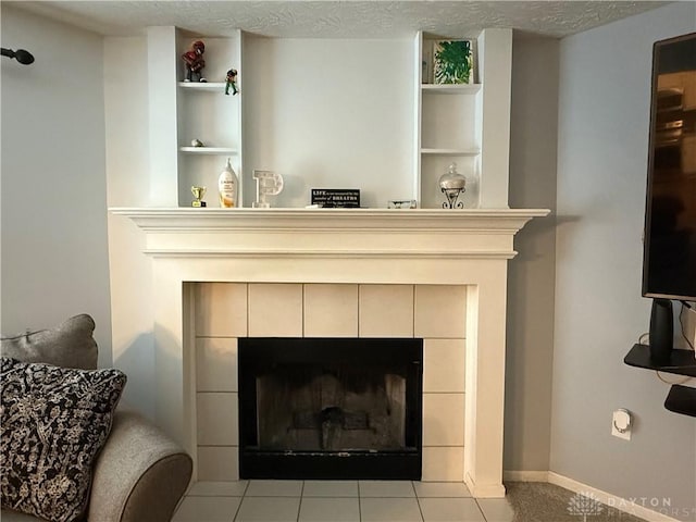 1529 Creekside Rd, Amelia, OH 45102 - detailed view of a fireplace and a textured ceiling