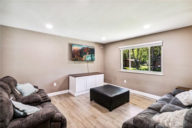 2706 Coldsprings Dr, Beavercreek, OH 45434 - living area with light wood-type flooring and recessed lighting