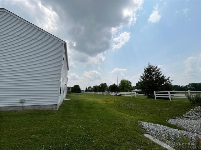 821 Prescot Cir, Trenton, OH 45067 - view of yard