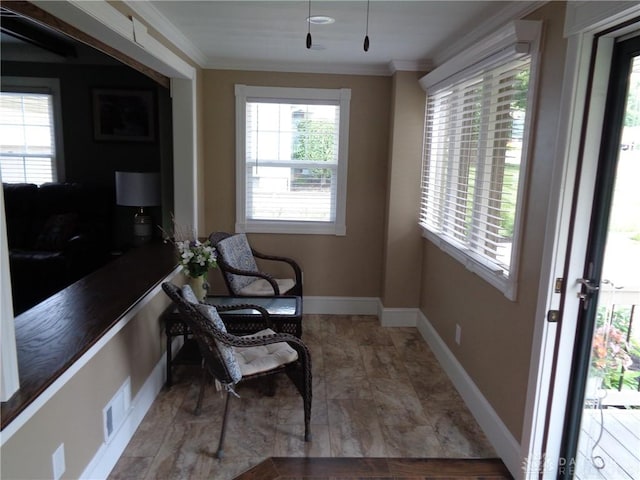 4502 Central Ave, Middletown, OH 45044 - living area with ornamental molding and baseboards