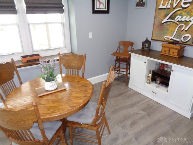 4502 Central Ave, Middletown, OH 45044 - dining area featuring healthy amount of natural light, light wood-style flooring, and baseboards