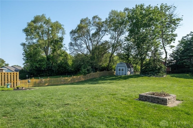 1199 Whitetail Dr, Fairborn, OH 45324 - view of yard