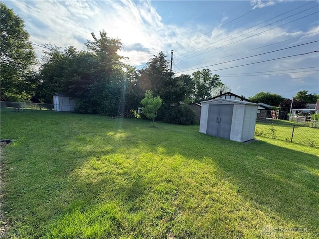 3645 Endover Rd, Dayton, OH 45439 - view of yard