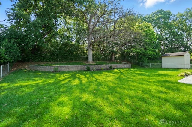 240 W Market St, Springboro, OH 45066 - view of yard