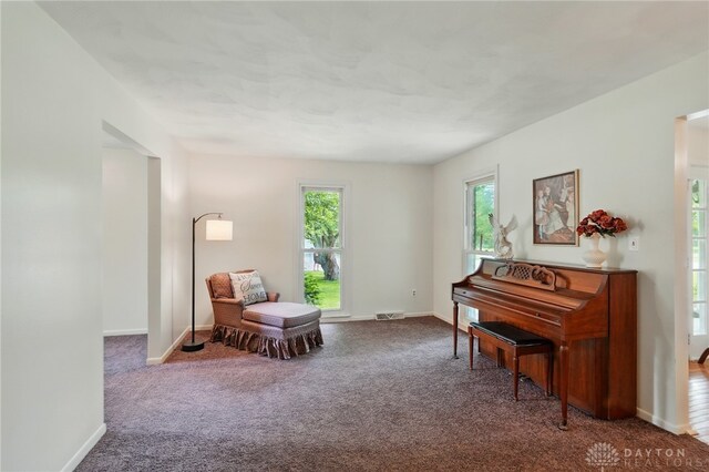 6007 Valleybrook Dr, Middletown, OH 45044 - sitting room with carpet floors and baseboards