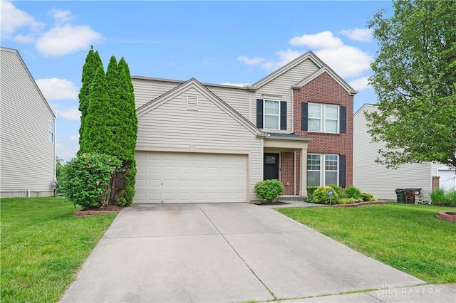 1750 Greentree Meadows Dr, Lebanon, OH 45036 - traditional home featuring concrete driveway, a front lawn, and brick siding