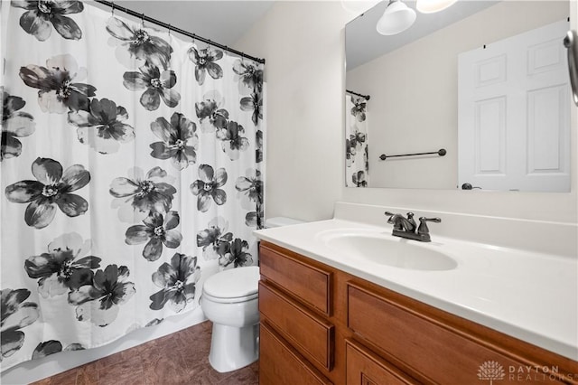 1750 Greentree Meadows Dr, Lebanon, OH 45036 - bathroom with toilet, vanity, and a shower with curtain