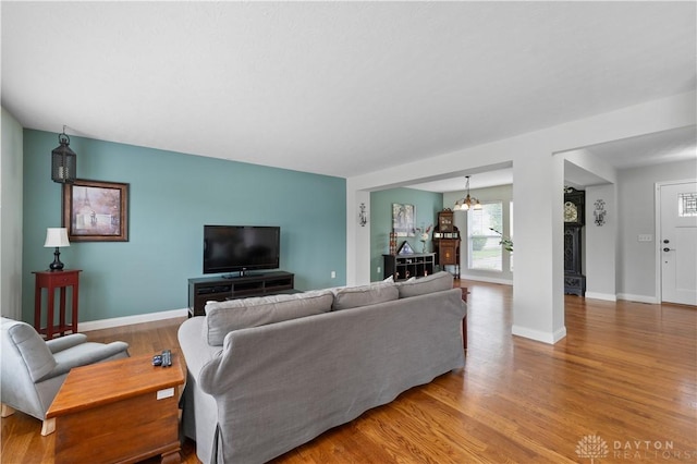 1750 Greentree Meadows Dr, Lebanon, OH 45036 - living room with wood finished floors and baseboards