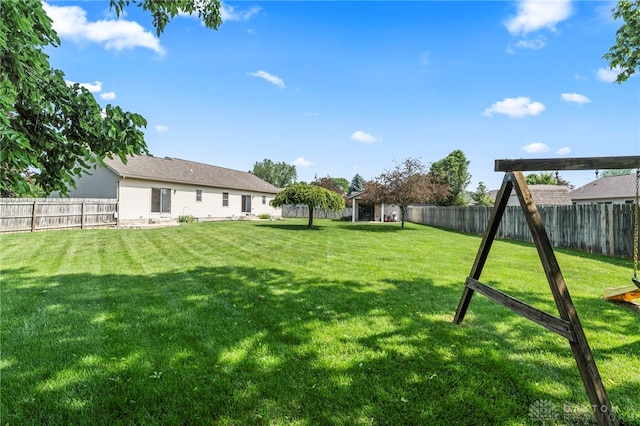 1410 Hunter Ct, Troy, OH 45373 - view of fenced backyard