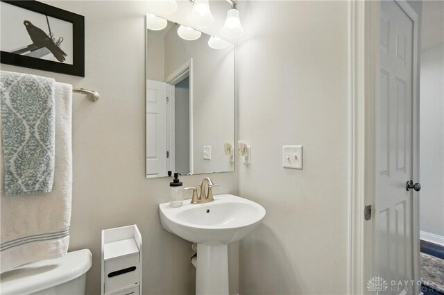 1596 Amberley Ct, Beavercreek Twp, OH 45385 - bathroom featuring toilet