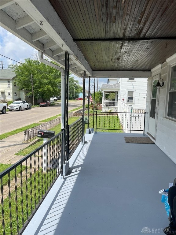 2821 E 5th St Unit 2819, Dayton, OH 45403 - view of covered porch