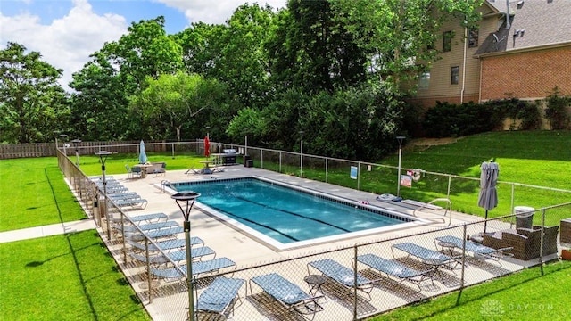 2230 S Patterson Blvd Unit 21, Dayton, OH 45409 - community pool featuring a patio