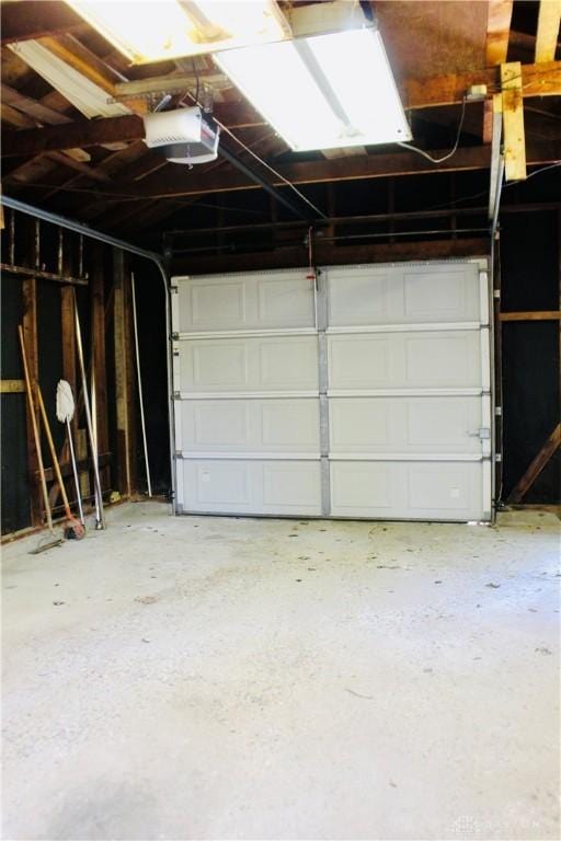 2589 Midvale St, Dayton, OH 45420 - garage with a garage door opener