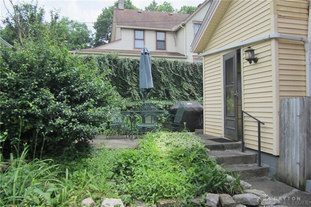 1600 Wayne Ave, Dayton, OH 45410 - view of yard