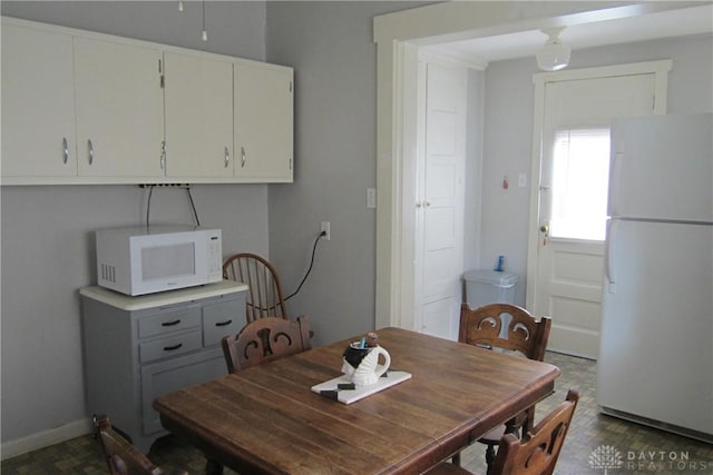1600 Wayne Ave, Dayton, OH 45410 - view of dining room