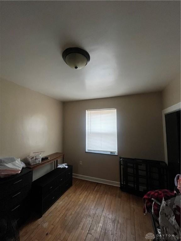 960 Sherwood Dr, Dayton, OH 45406 - office featuring hardwood / wood-style flooring and baseboards