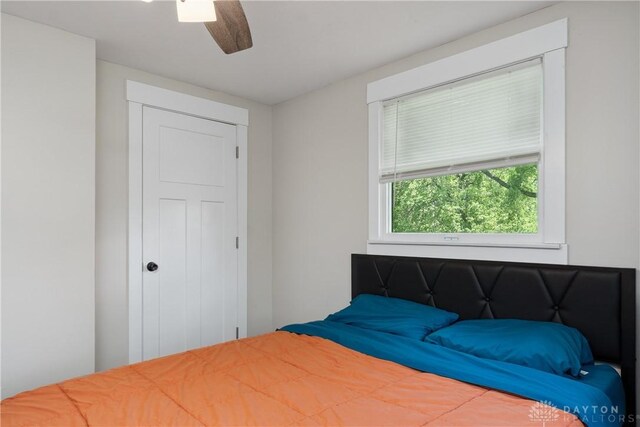 559 Stover Rd, West Alexandria, OH 45381 - bedroom with ceiling fan and a closet