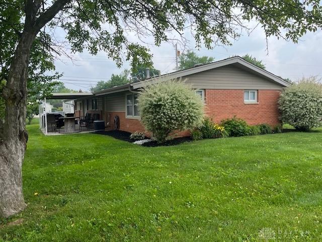 607 Albert St, Englewood, OH 45322 - photo 18