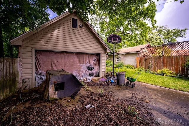 2057 Rugby Rd, Dayton, OH 45406 - view of detached garage