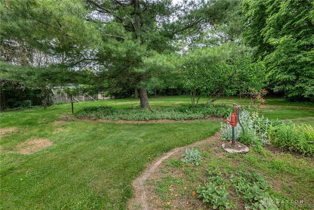 9891 Sugar St, Germantown, OH 45327 - view of grassy yard