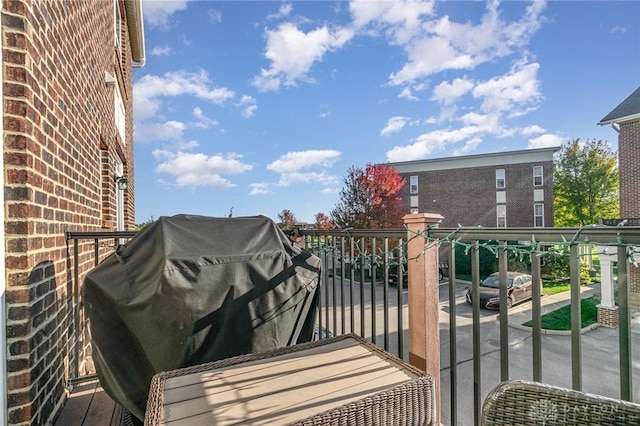 902 Brownstone Row, Springboro, OH 45066 - balcony featuring a grill
