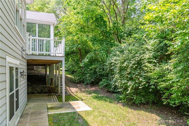2082 Tamarack Ridge Ct, Beavercreek, OH 45431 - view of yard with a patio