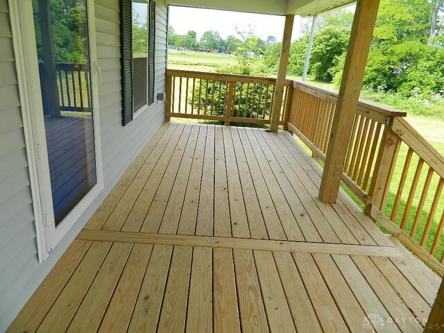 16 W Walnut St, Jeffersonville, OH 43128 - photo 5