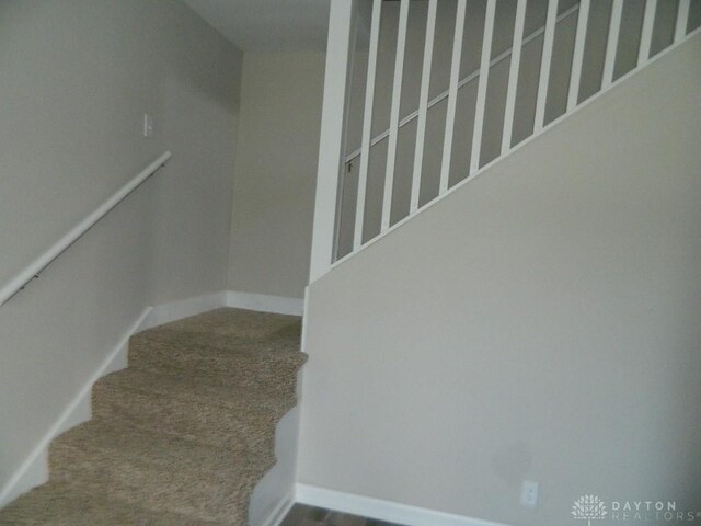 16 W Walnut St, Jeffersonville, OH 43128 - photo 16