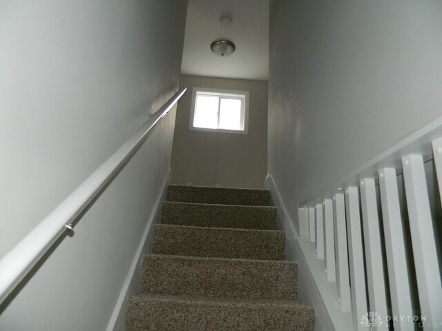 16 W Walnut St, Jeffersonville, OH 43128 - photo 17