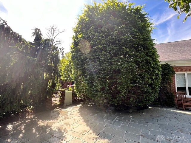 446 Lookout Rdg, Oakwood, OH 45419 - view of patio