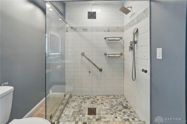 5193 Horseshoe Dr, Lewisburg, OH 45338 - bathroom featuring toilet and a shower stall