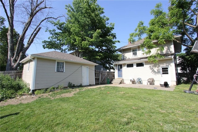 530 Pennsylvania Ave, Troy, OH 45373 - photo 3
