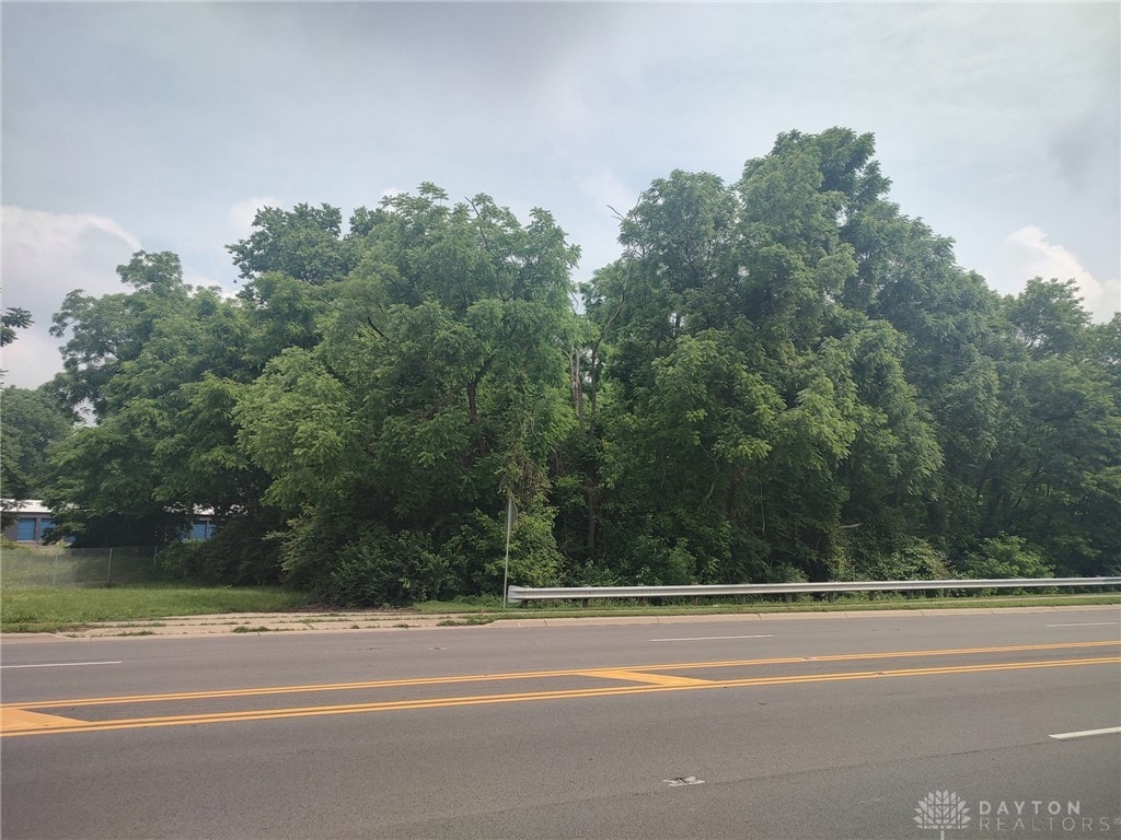 551 E 2nd St, Franklin, OH 45005 - photo 2