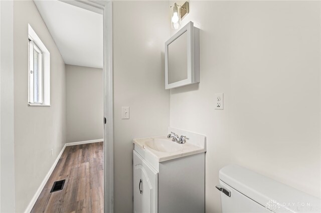 1927 Vermont Dr, Xenia, OH 45385 - bathroom with vanity and wood finished floors