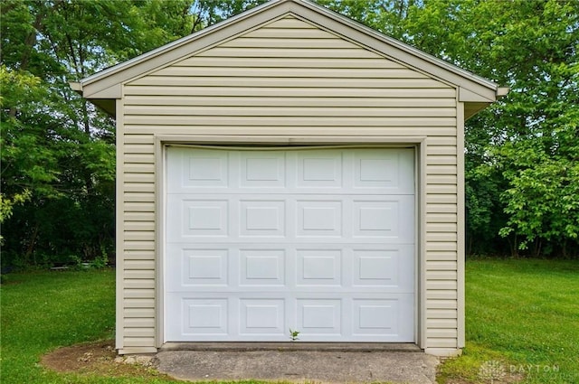 3862 Robinson Vail Rd, Franklin, OH 45005 - view of detached garage