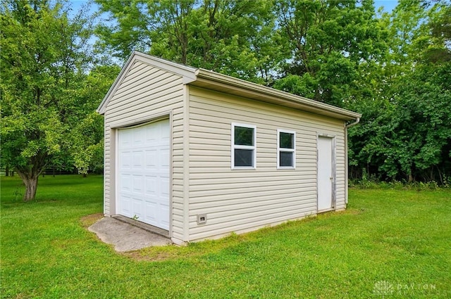 3862 Robinson Vail Rd, Franklin, OH 45005 - view of detached garage