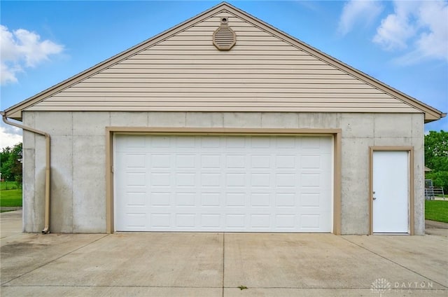 3862 Robinson Vail Rd, Franklin, OH 45005 - view of detached garage