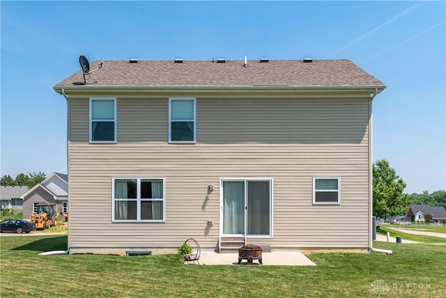 133 Followers Way, Waynesville, OH 45068 - back of property with a lawn and a patio