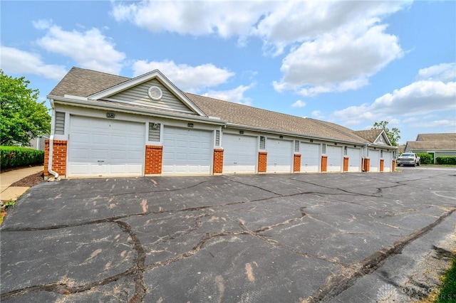 1547 Commons Dr, Miamisburg, OH 45342 - photo 32