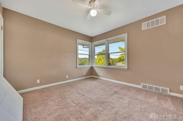 1210 Clovernook Dr, Hamilton, OH 45013 - unfurnished room featuring carpet flooring and a ceiling fan