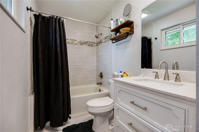 10452 S Union Rd, Miamisburg, OH 45342 - bathroom featuring vanity and shower / tub combo