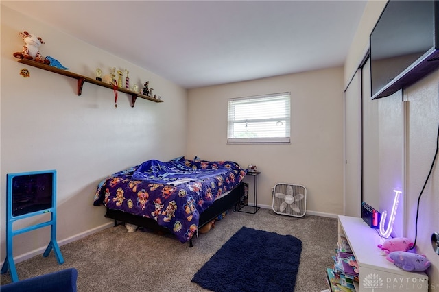 10452 S Union Rd, Miamisburg, OH 45342 - carpeted bedroom with baseboards